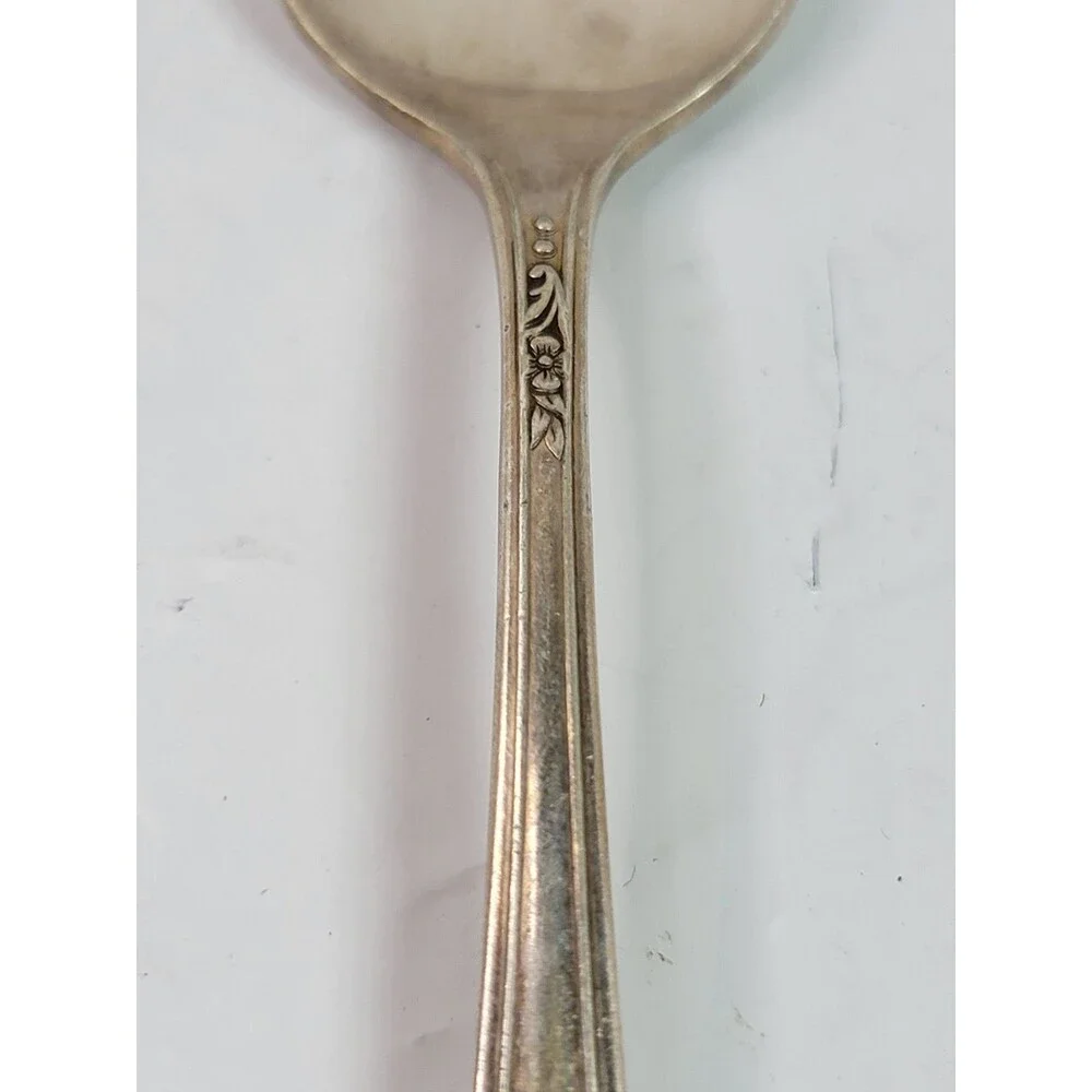 Vintage 1946 Oneida Community Tudor Plate Queen Bess II Silverplate Spoon